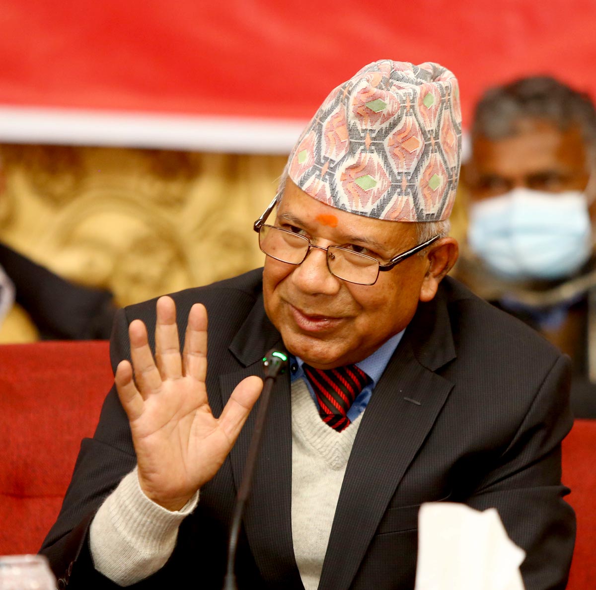 अहिले ज्ञानेन्द्र राजको होइन, केपी वंशको नास भइ छाड्नेछः माधवकुमार श्रेष्ठ